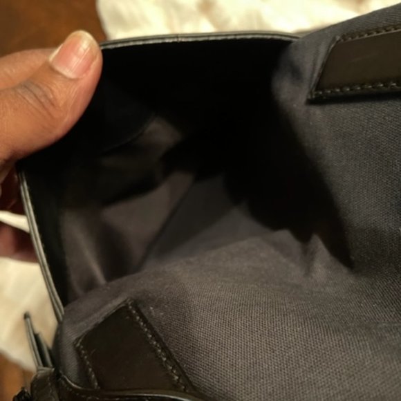 GUCCI AUTHENTIC NYLON AND LEATHER TOTE WITH TOP EXTENDER - Picture 12 of 14